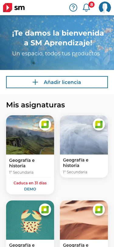 Inicio en móvil con las asignaturas en tarjetas.